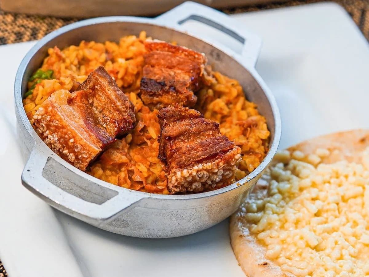 A plate of Calentado Paisa
