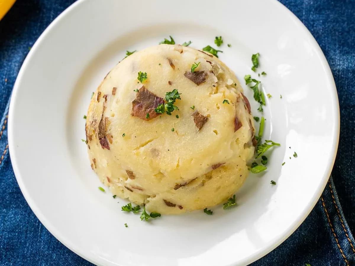 A side of Puré de papas